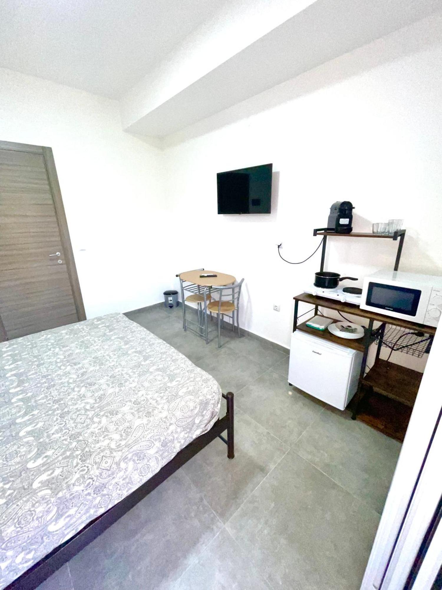 Bed And Beach Ipsos Exterior photo